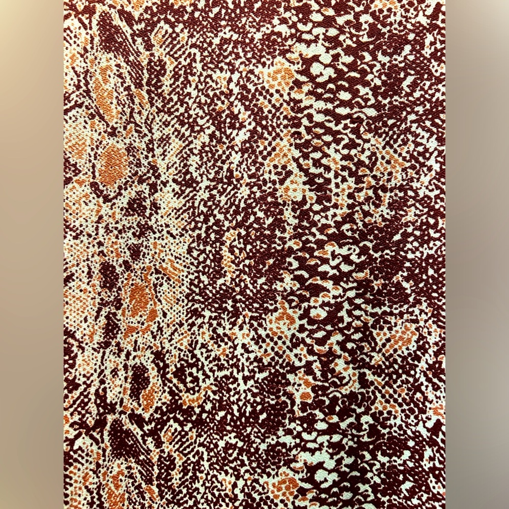 Patterned Shift Dress - Picture 2 of 3